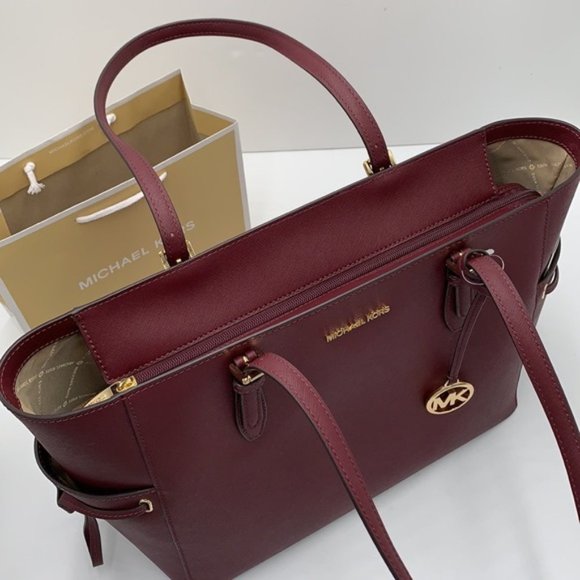 Michael Kors Gilly Large Drawstring Travel Tote Leather Oxblood Color - Picture 6 of 16